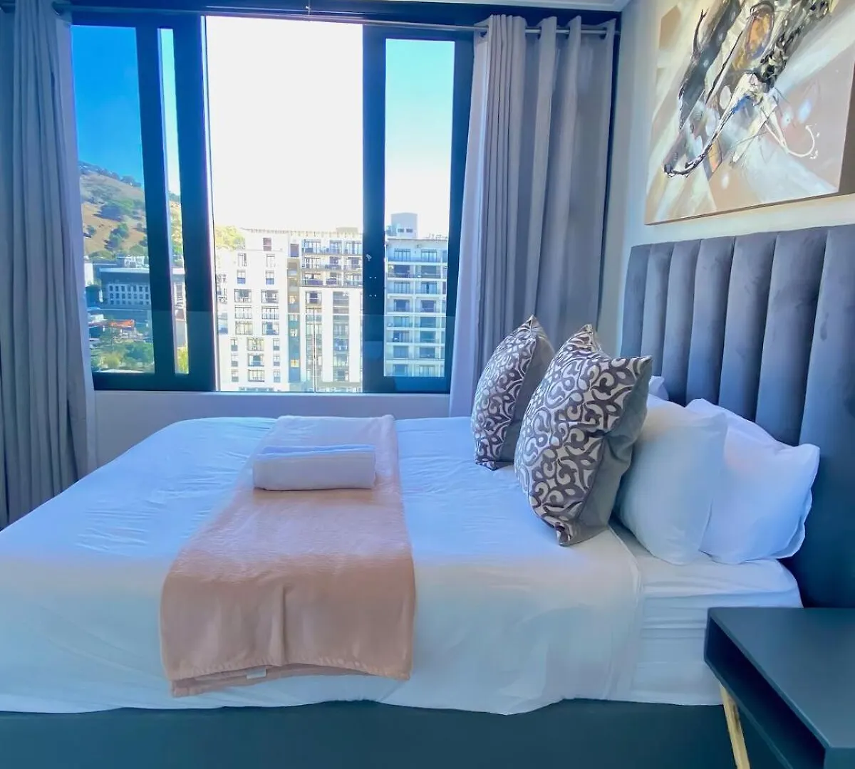 Cozynest In The Heart Of Cape Town Apartment