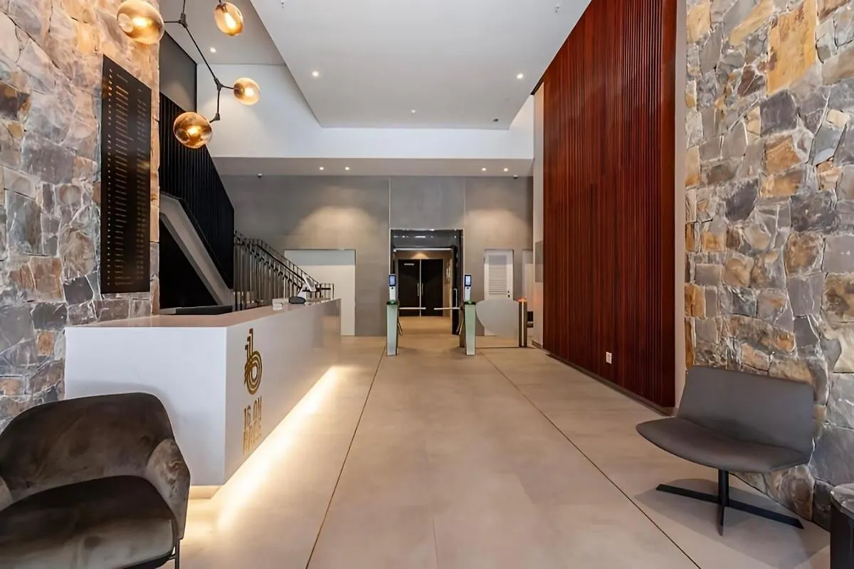 Cozynest In The Heart Of Cape Town Apartment