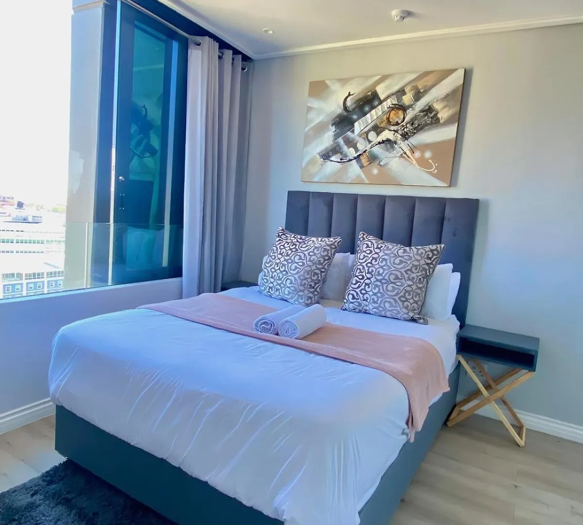 Cozynest In The Heart Of Cape Town Apartment 0*,  South Africa