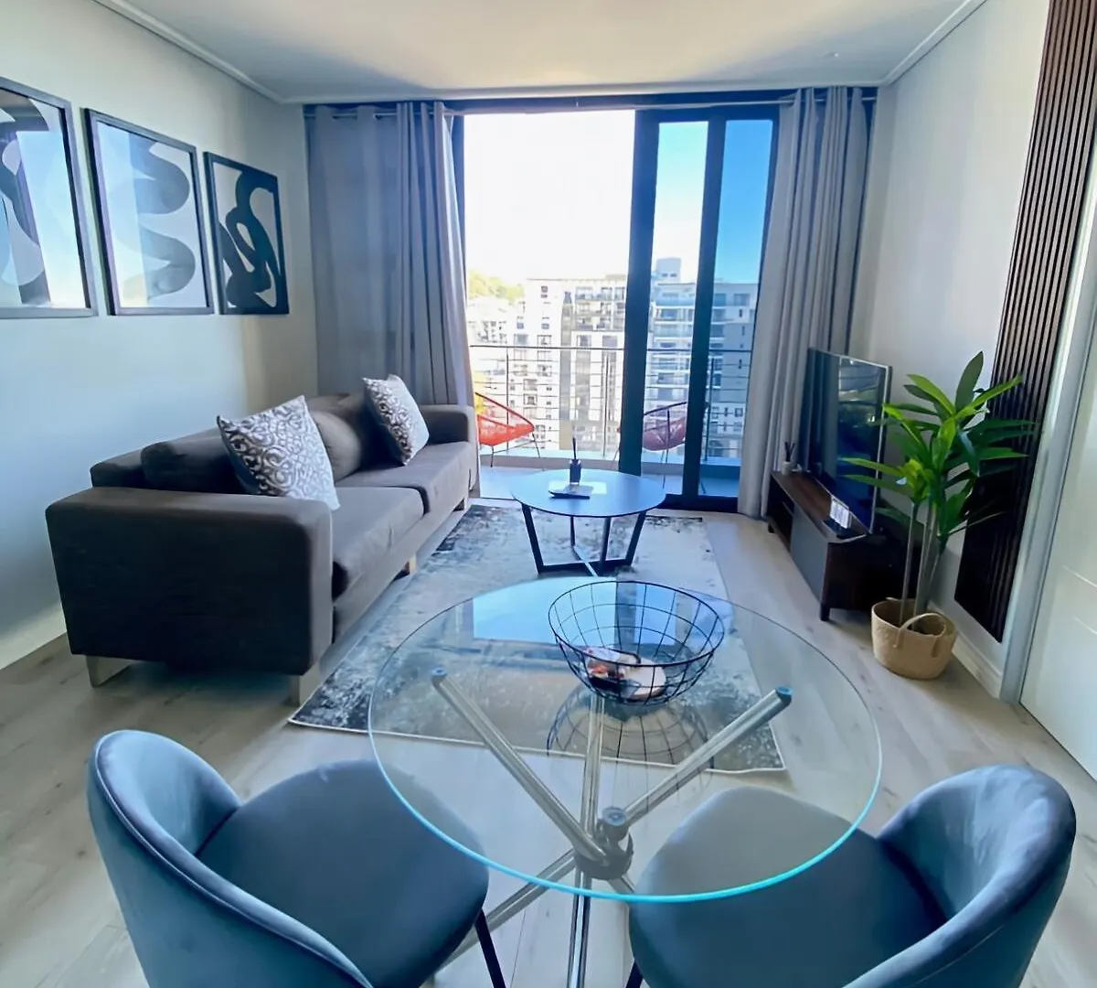 Cozynest In The Heart Of Cape Town Apartment